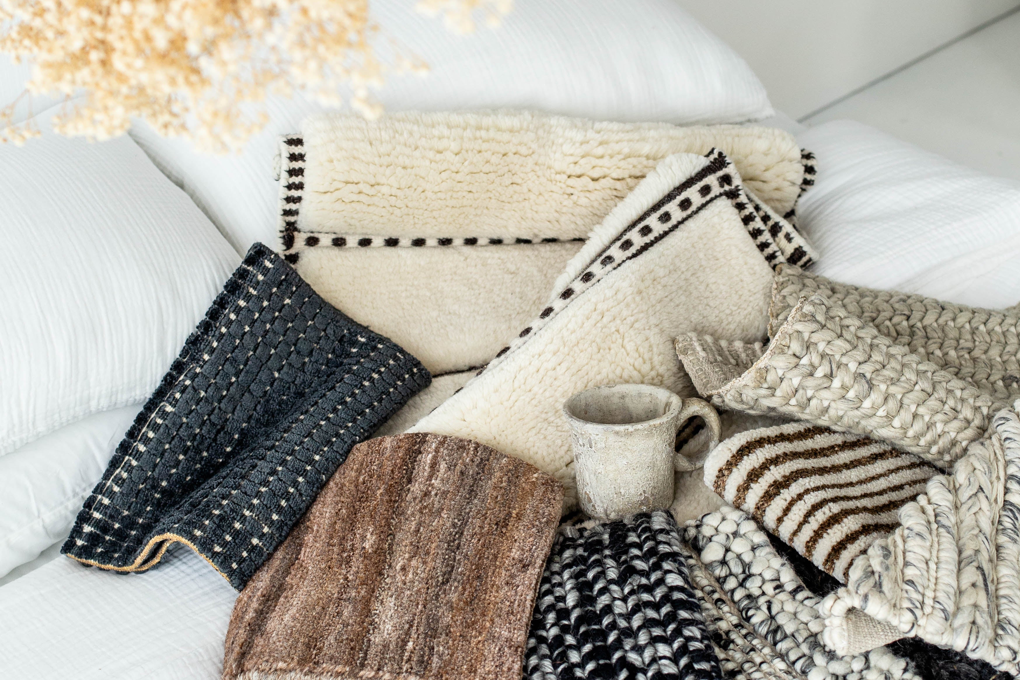 Rug Materials 101: Choosing the Right Fibers for Your Space